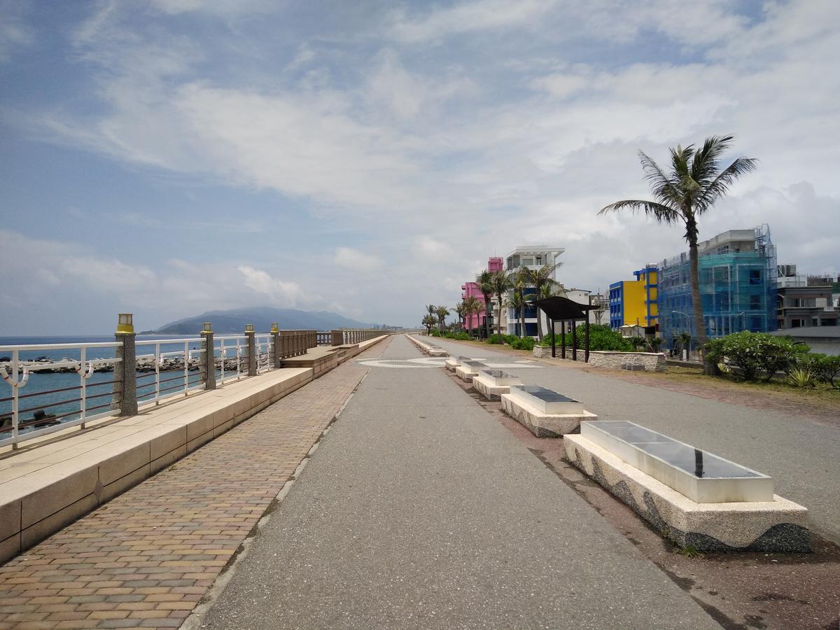 Heyyo Hostel Hualien City Exterior photo