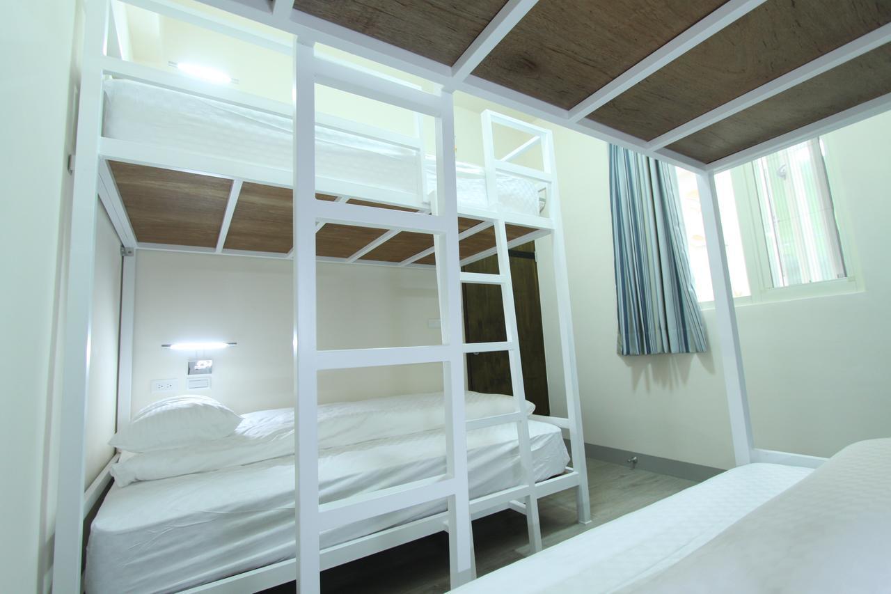 Heyyo Hostel Hualien City Exterior photo