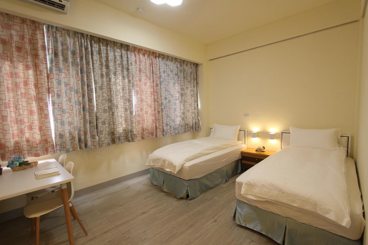 Heyyo Hostel Hualien City Exterior photo